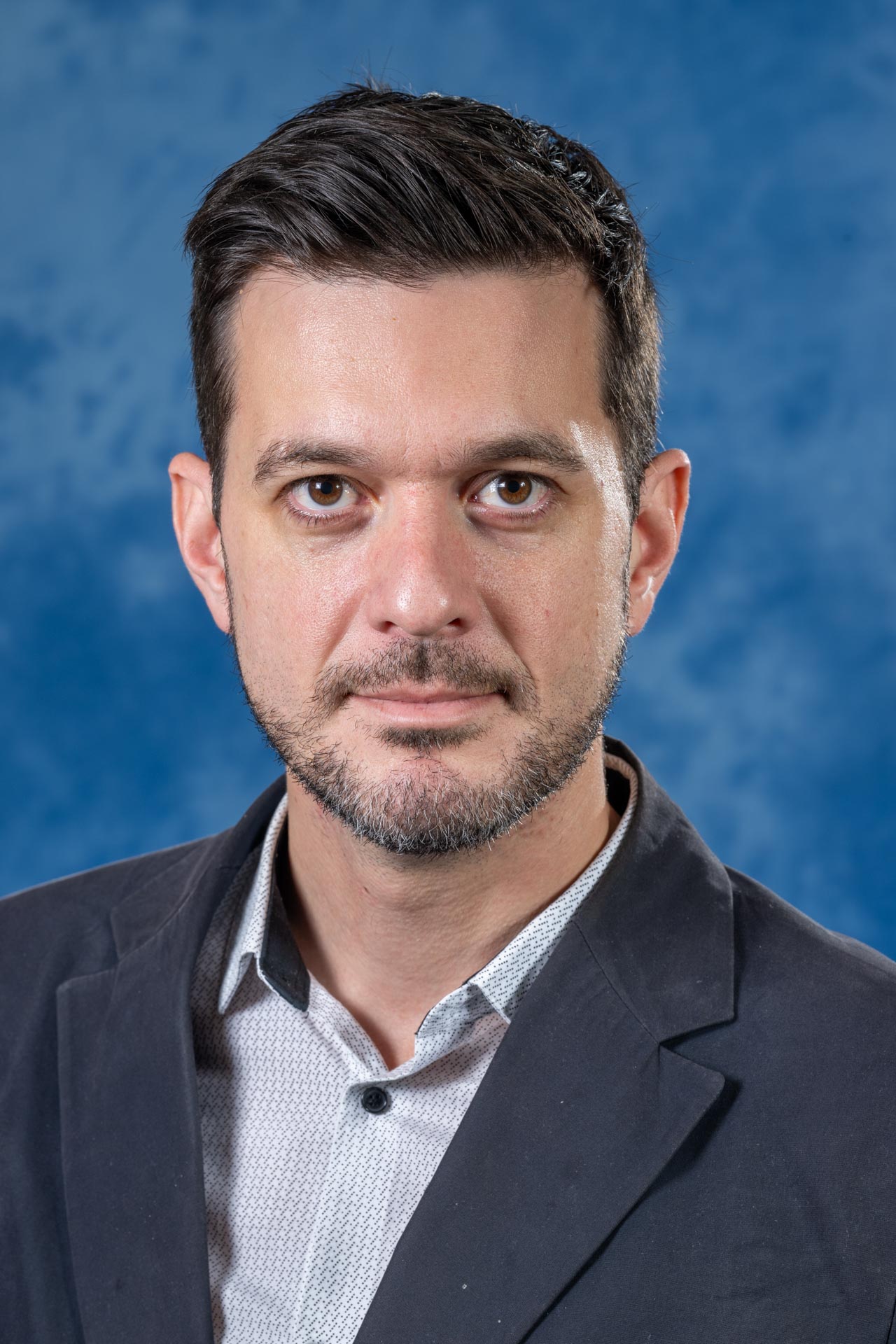 Retrato del Dr. Stefan Buttigieg